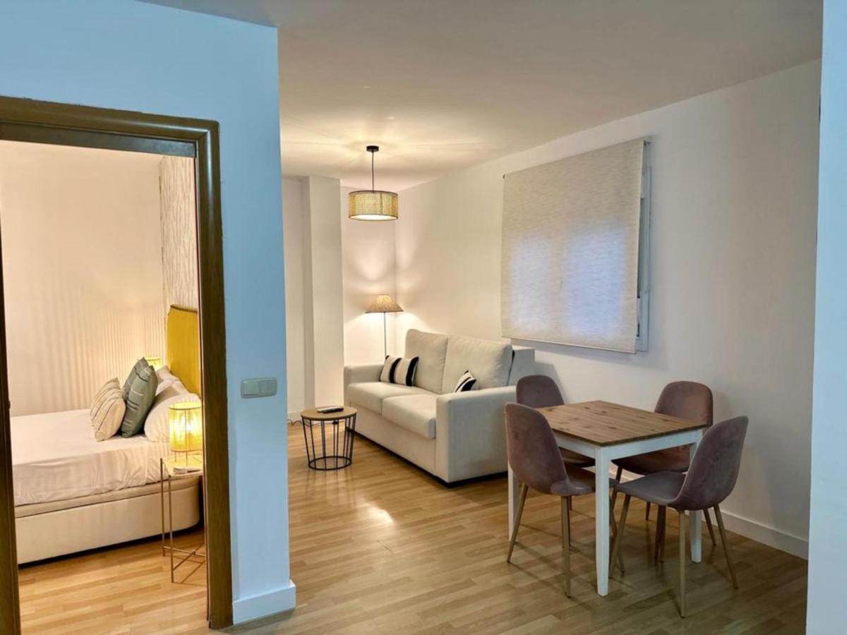 Santa Lucia 1 Bedroom Apartment Malaga Exterior photo